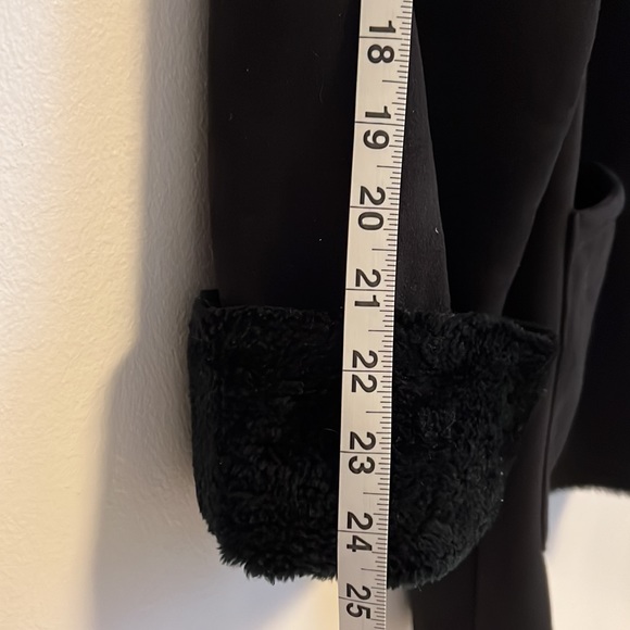 Brooks Brothers faux fur coat . Size L - Picture 9 of 13